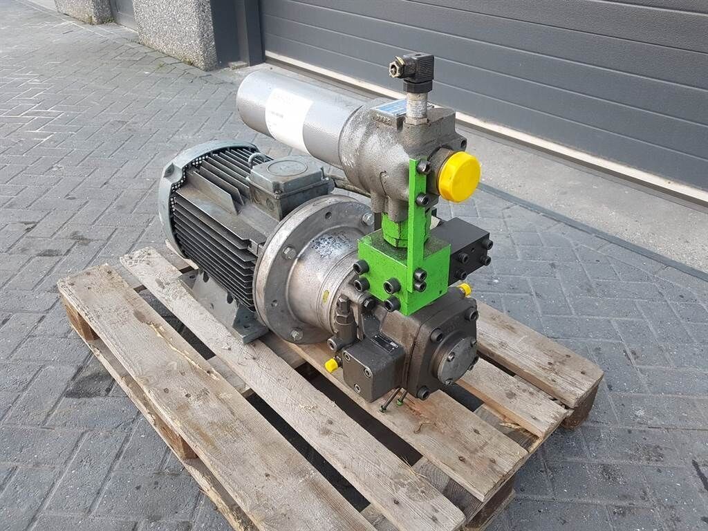22 kW - Compact-/steering unit/Hydraulik aggrega 2