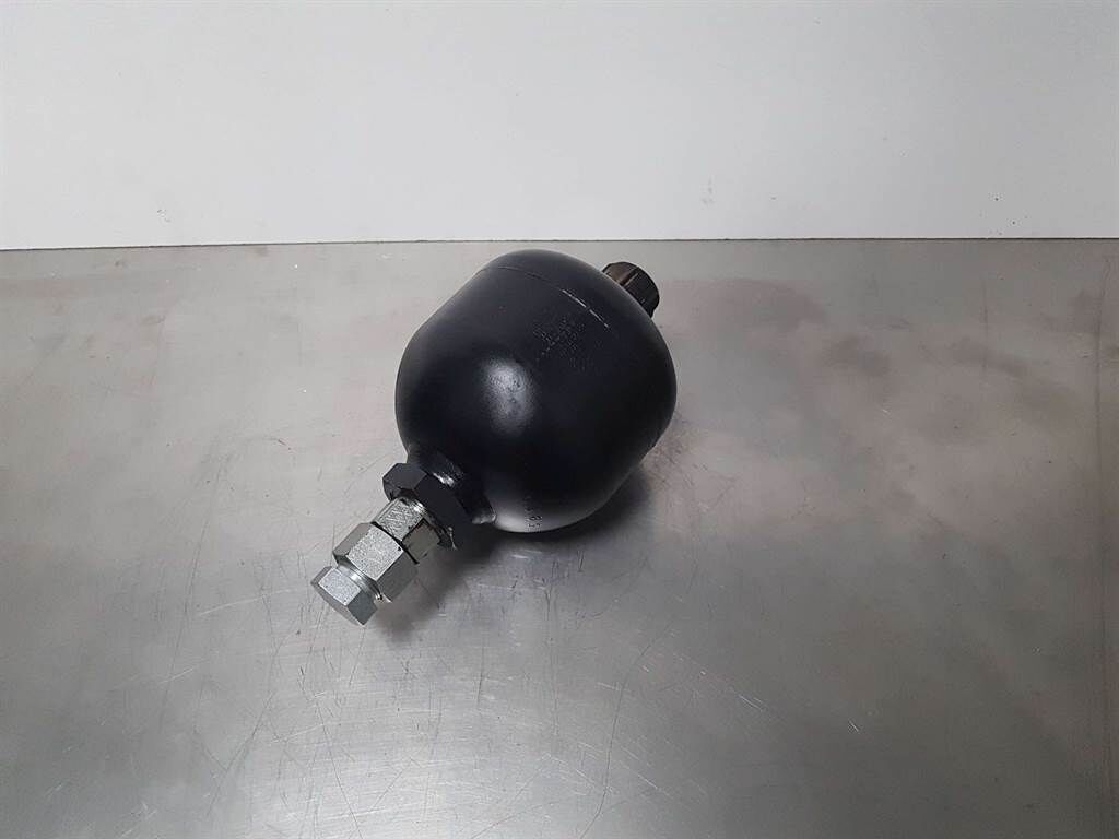 L538-7619022-Accumulator/Hydrospeicher 2