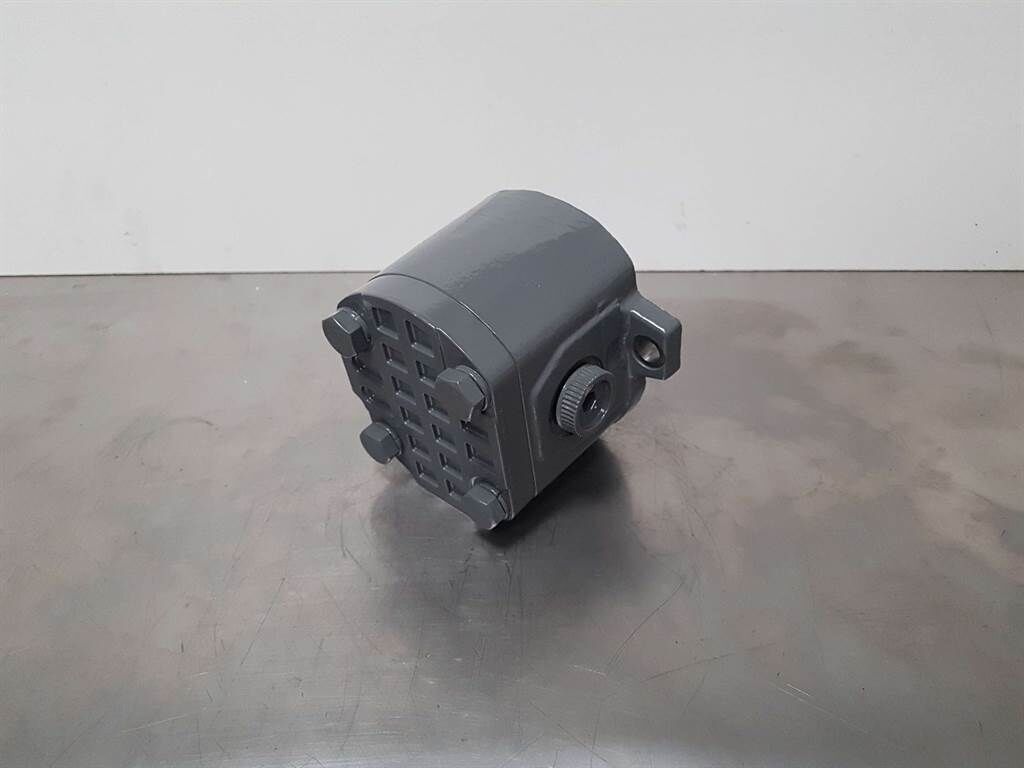 CX55-Kobelco SK 55-AP2D25-Gearpump/Zahnradpumpe 3