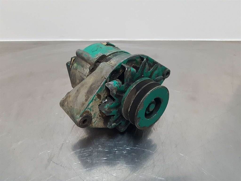 14V 33A-0120339531-Alternator/Lichtmaschine 1