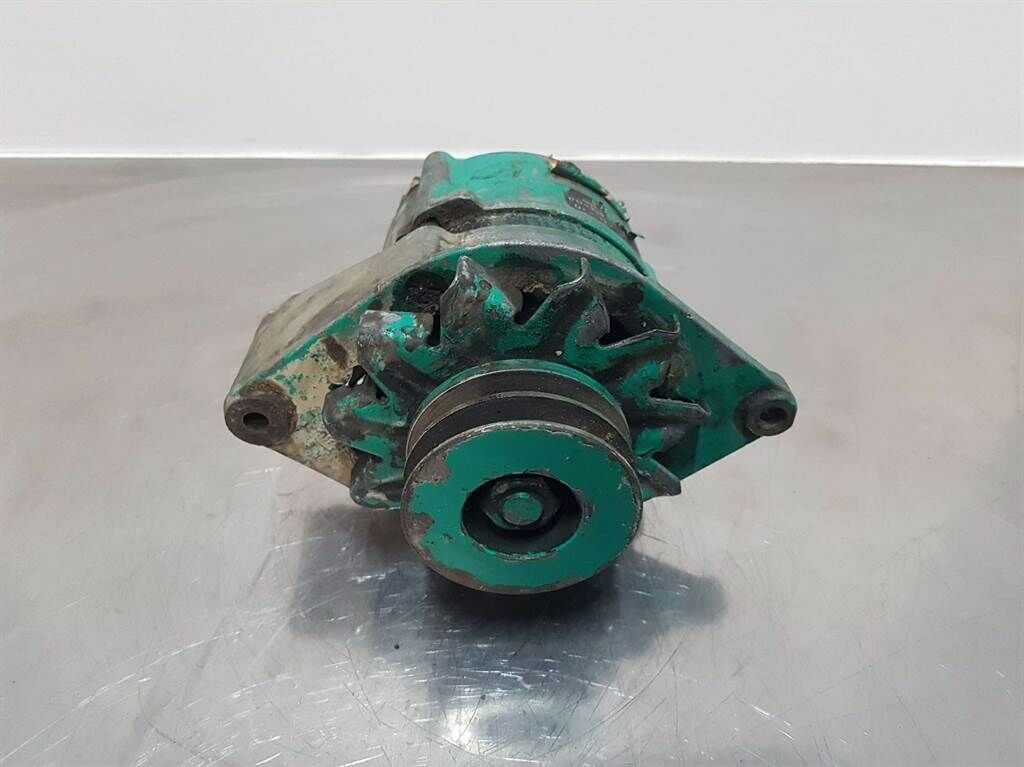 14V 33A-0120339531-Alternator/Lichtmaschine 2