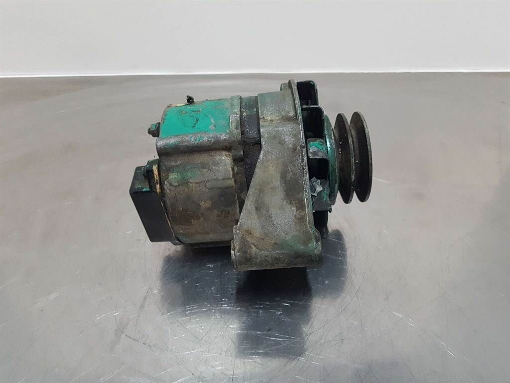 14V 33A-0120339531-Alternator/Lichtmaschine 3