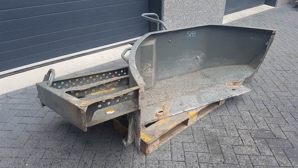 L538-93010941-Mud guard/Schutzblech 2