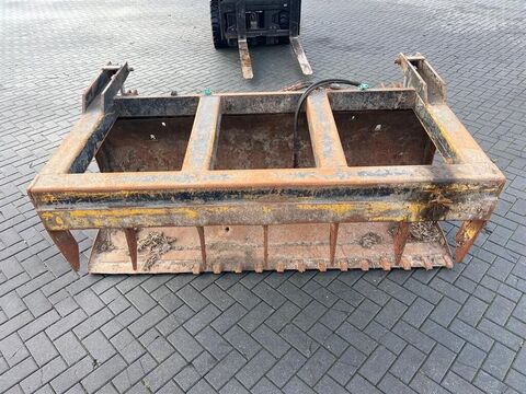Sonstige AZ9/AZ10-Silage cutter/Silageschneider/Pelikaanb