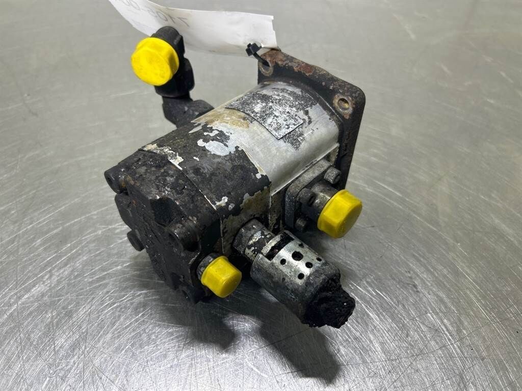 TW150-6120579-Ventilator motor/Lueftermotor 2