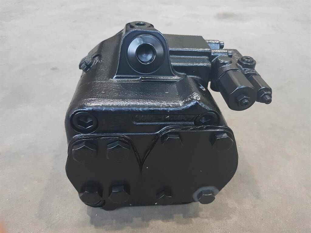 11172711 - L60E - Load sensing pump 2