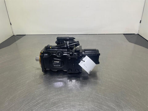 Sonstige MLT635/741/940-52537987-Load sensing pump