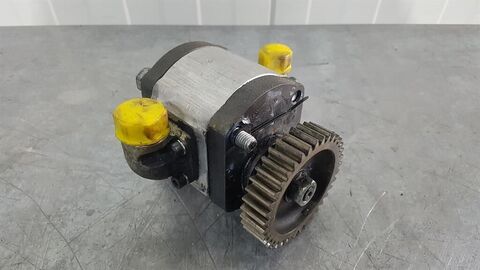 Sonstige 0510515323 - Gearpump/Zahnradpumpe/Tandwielpomp