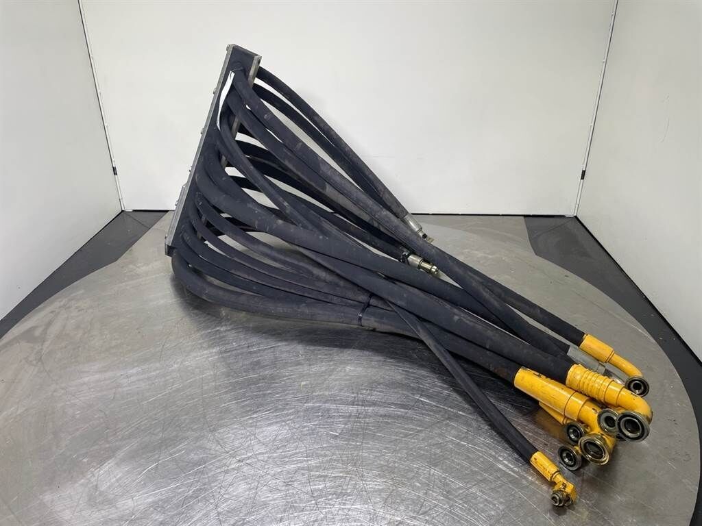 A924B-7021318/7014579-Hose/Schlauch/Slang 2