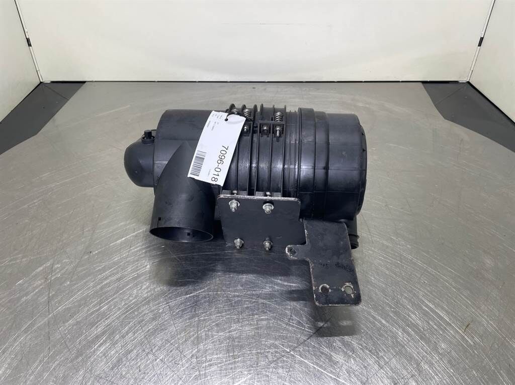 W110C - Air filter/Luftfilter/Luchtfilter 1