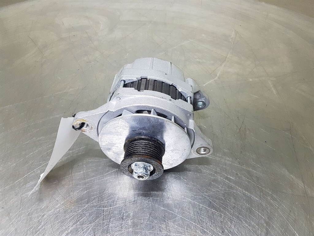 QSB5.9C-24V 70A-Alternator/Lichtmaschine/Dynamo 3