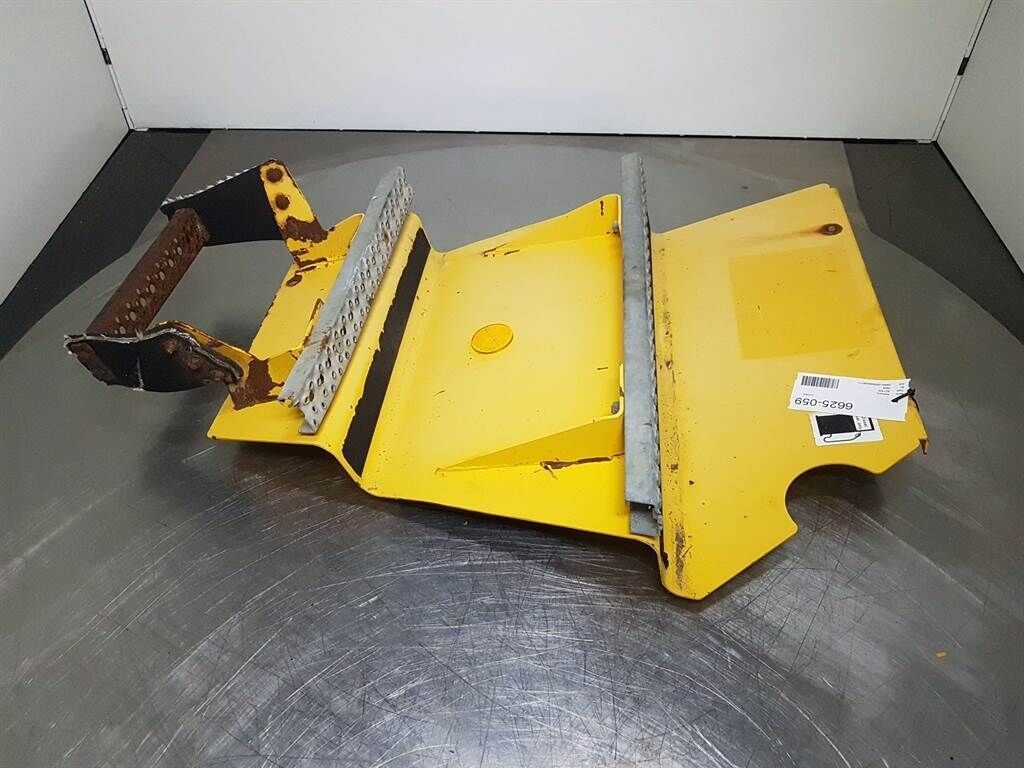 AZ150E-4100054AL-Stair panel/Trittstufen/Traptre 1