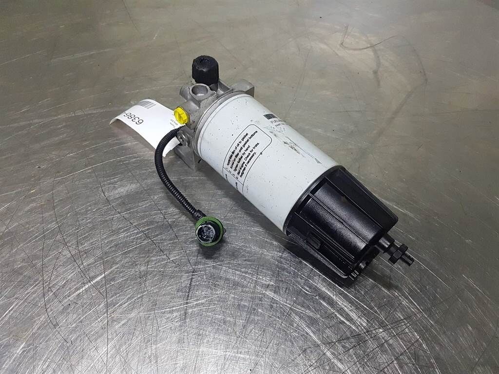 MHL320-5552659731-Fuel Pre-Filter/Separator 2