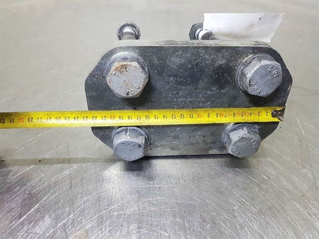 V70-6435611004-Axle mounting/Achsbefestigung 3