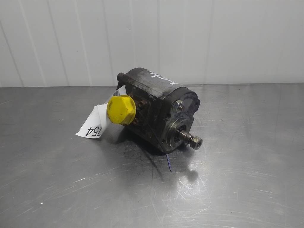 John S. Barnes W9A1-23-L-10-M-07-N-N - Gearpump 1