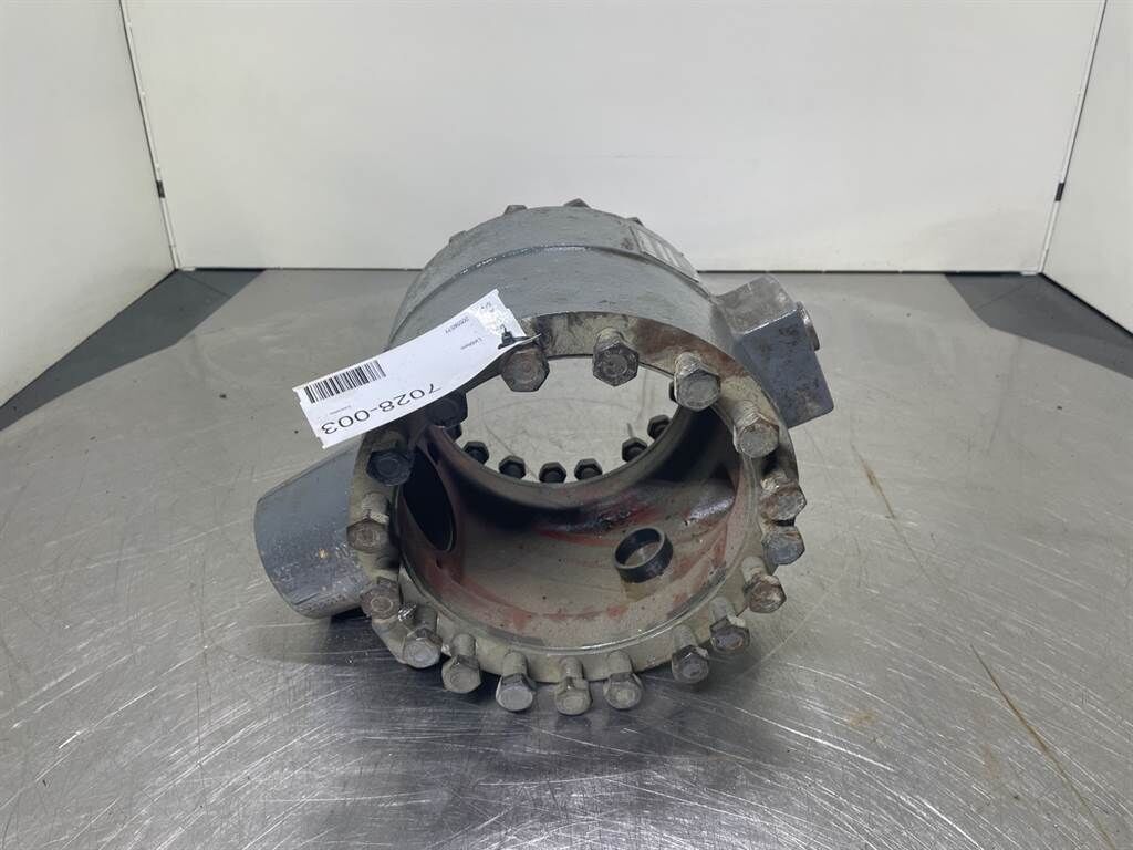 A924C-10489761-Differential housing 1