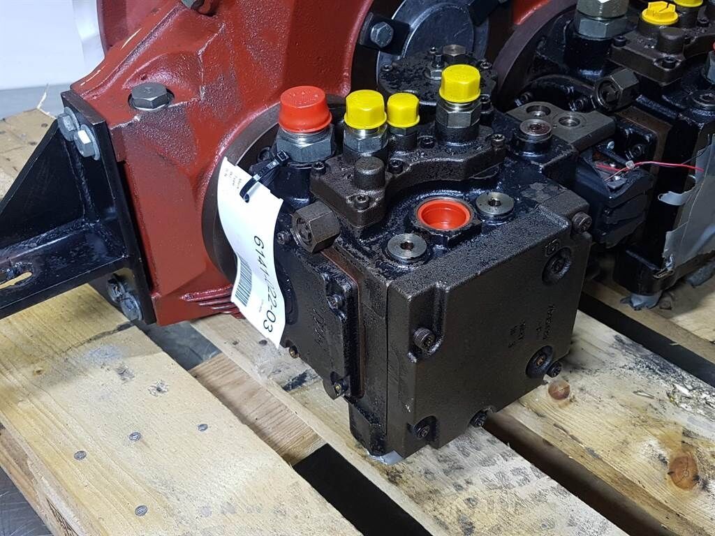 Sauer Sundstrand 42L41DE1A602B2B - Drive pump/Fa 2