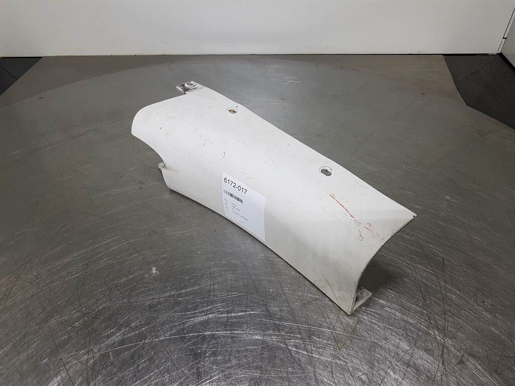 L586 2plus2-8921868-Lamp bracket rear left 3