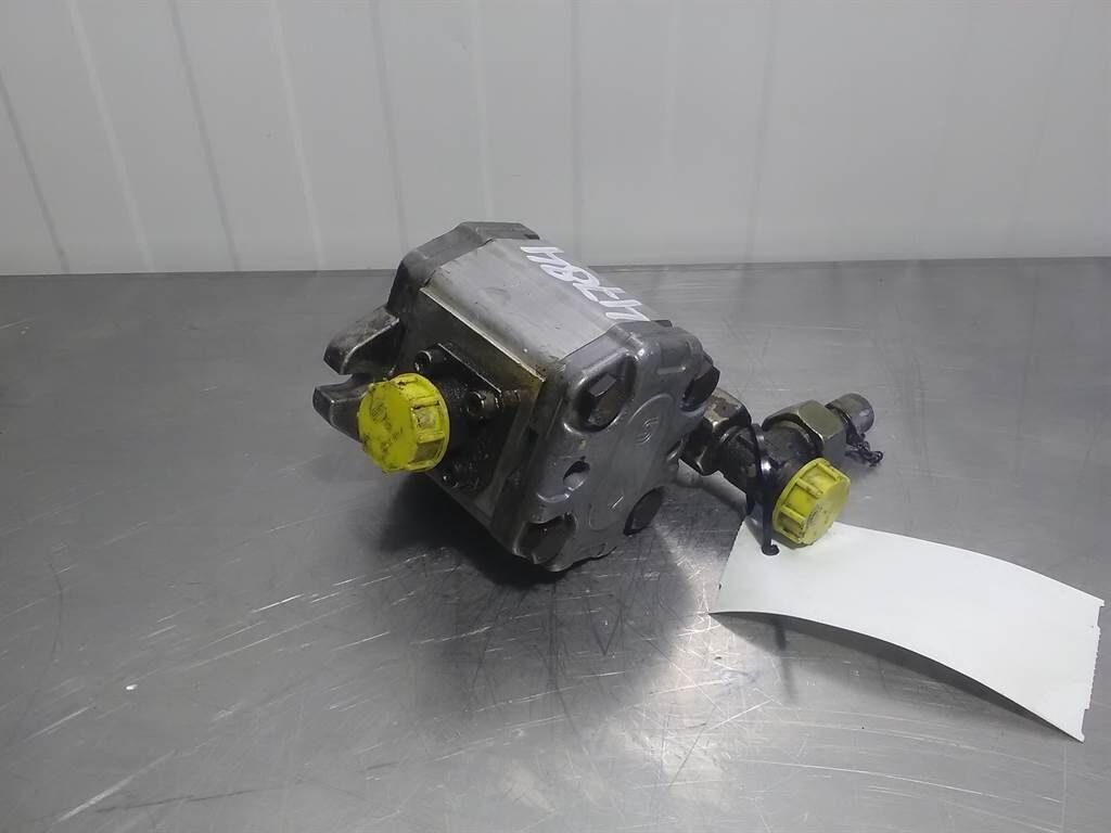 Sauer Sundstrand SNP2/14DSC06REPG - Gearpump 2