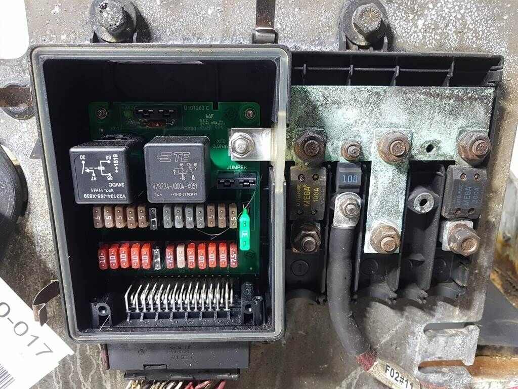 TORION1812-Liebherr 93029818-Console 3