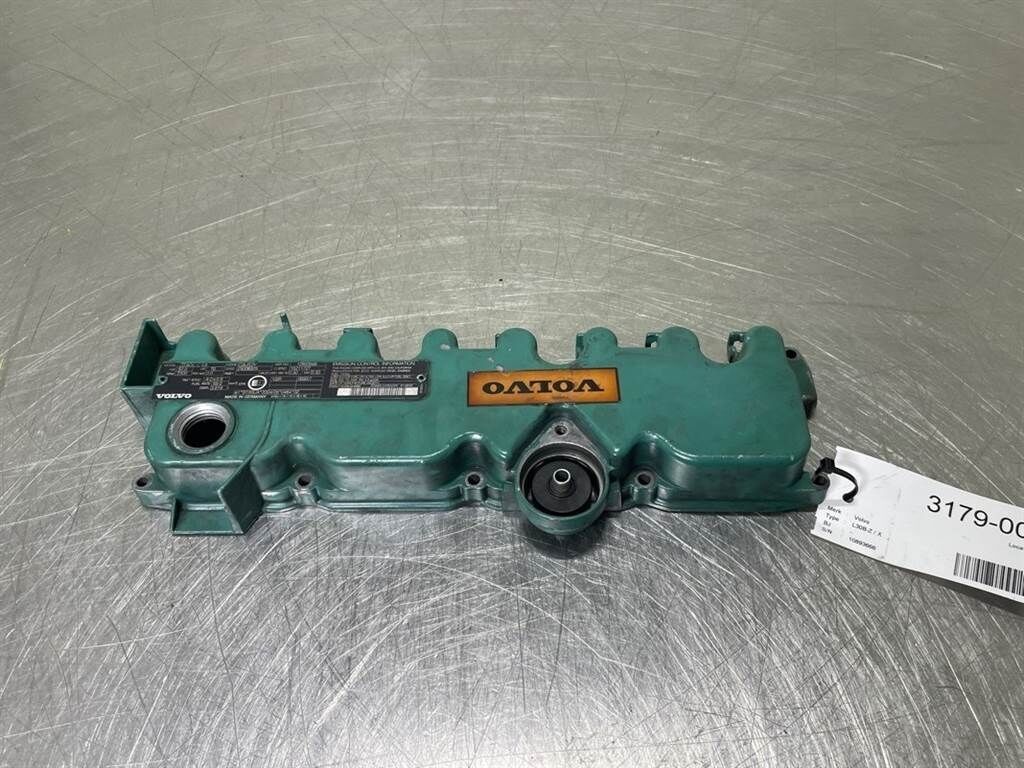 L30B-Z/X-Deutz TD2011L04I-Valve cover/Ventildeck 2