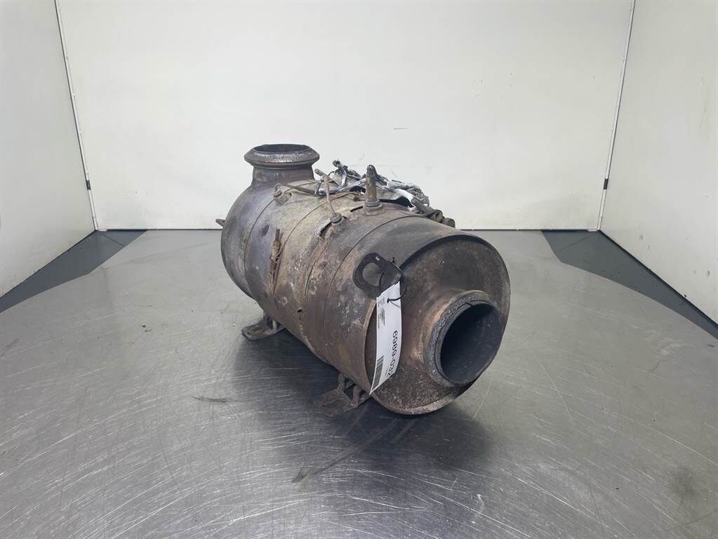 835E-Cummins-Exhaust/Auspuff/Uitlaat 2