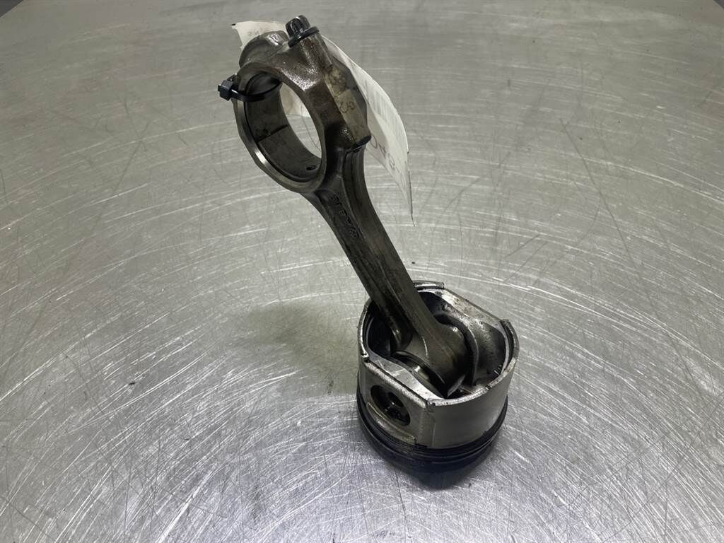 AS900-Cummins B3.3T-4992927-Piston/Kolben/Zuiger 2