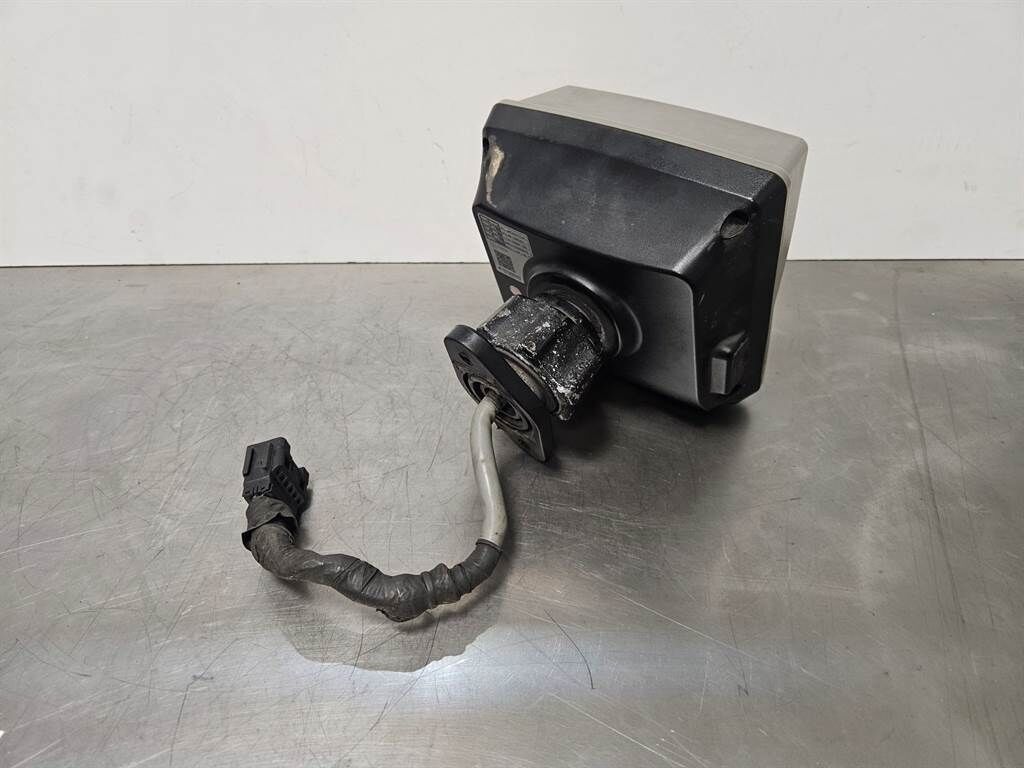 HL740-9-21LM-36001-Display unit/Monitor 3