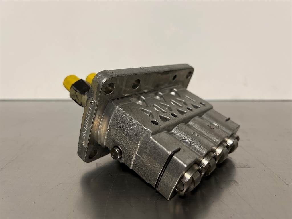 Perkins 704.30 - Fuel pump/Kraftstoffpumpe/Brandstofpomp 2
