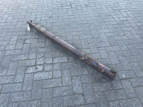 MT523 - Propshaft/Gelenkwelle/Cardanas 3