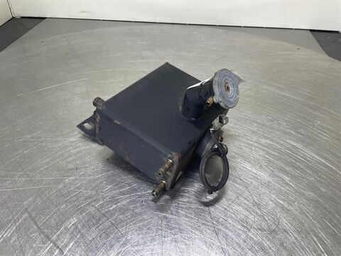 Sonstige A924B-5615808-Expansion tank/Ausgleichsbehälter
