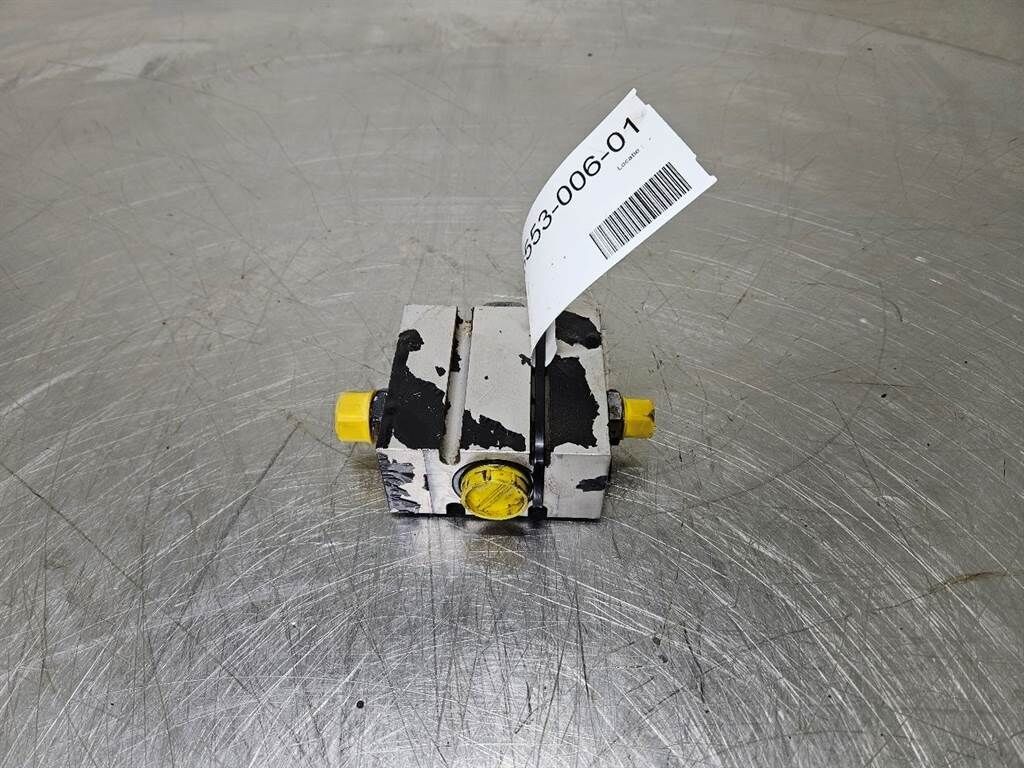Hydraulics 8F4773D - Valve/Ventile/Ventiel 3