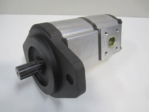 Sonstige Schaeff SKL844/TL100- 5100620015 - Gearpump/Zahn