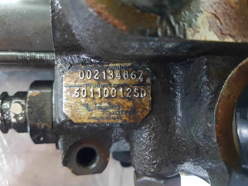60110012SD - Ahlmann AS900 - Valve 3