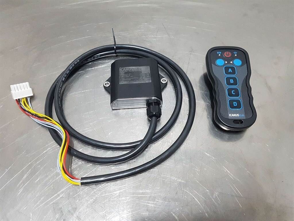 Icarus blue TM600+R420 - Wireless remote control 2