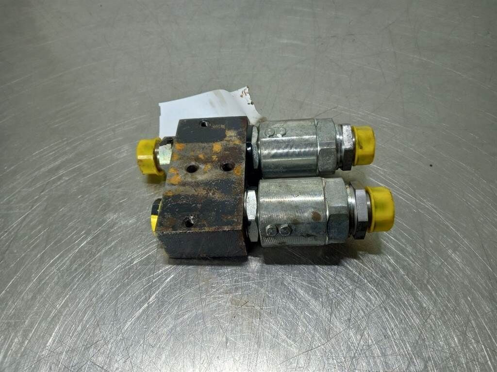 AZ6-4126621C-Rotary coupling/Drehverschraubung 3