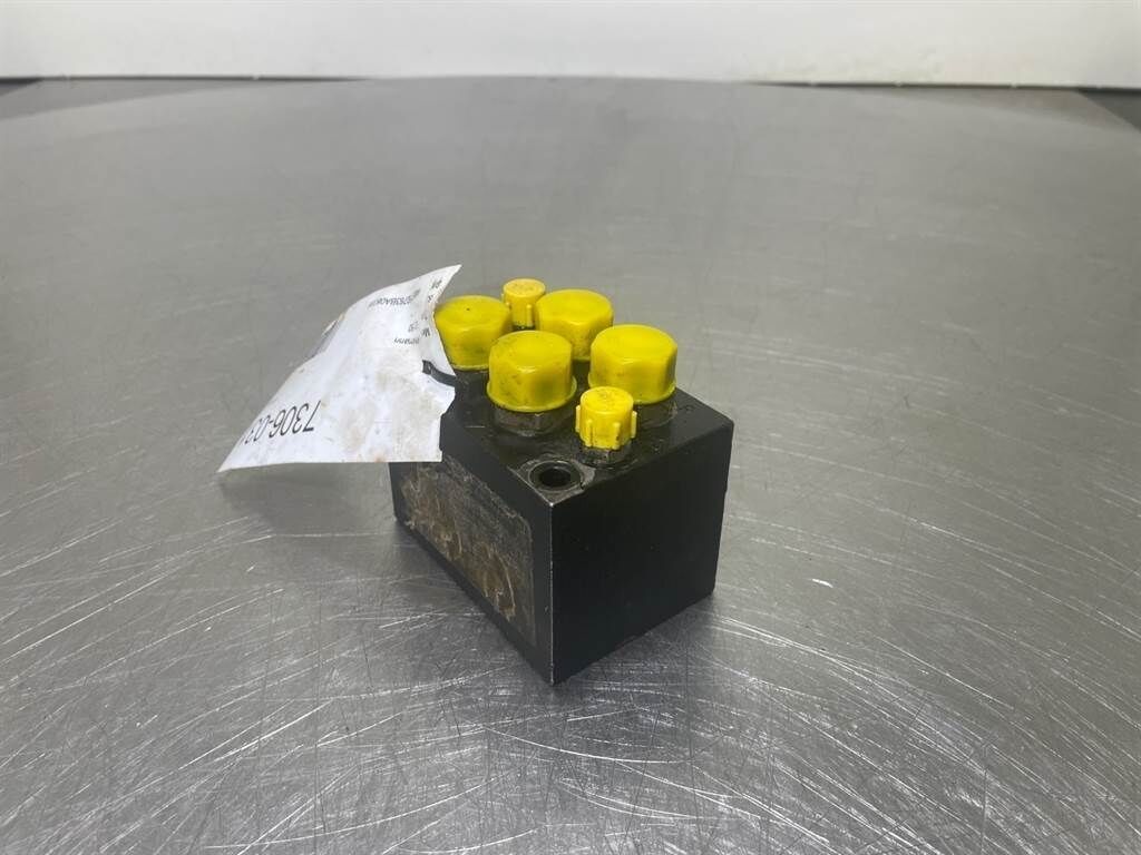 AZ150-4109729A / R925600110-Valve/Ventile/Ventie 3