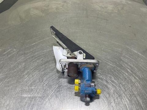 Sonstige A924B-5007145-Swing brake pedal