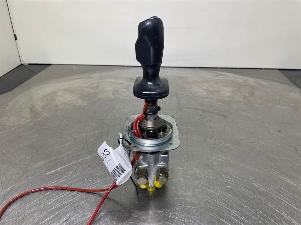 A924B-9075106-Servo valve/Servoventil 3