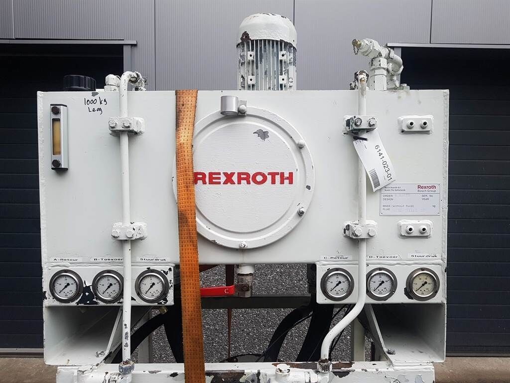 - Tank/Behälter/Reservoir 1