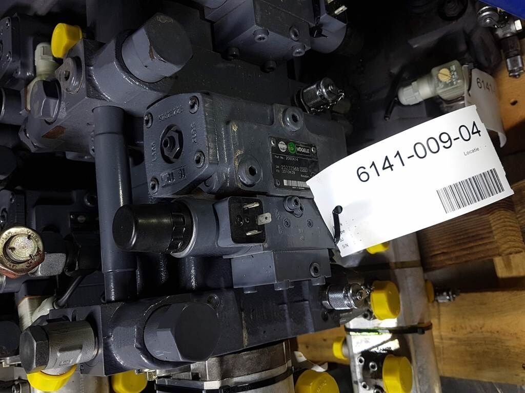 2060414-Rexroth A10VG28-Drive pump/Fahrpumpe 1