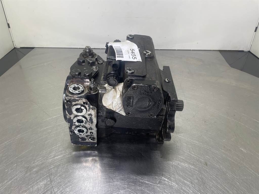 11347323 - L566/L576/L580 - Drive pump/Fahrpumpe 2