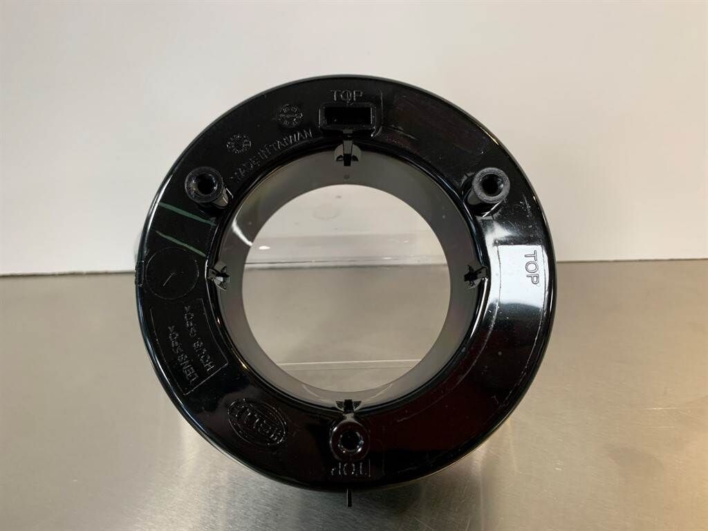 LH - 10665277 - Light/Leuchte/Verlichting 2