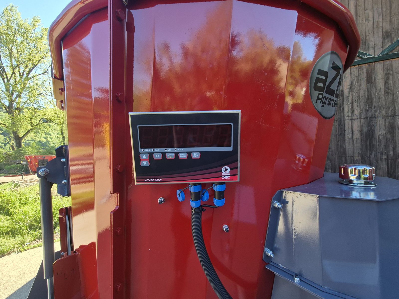 elektrischer Futtermischer MINI vertikal 3 m³ 3