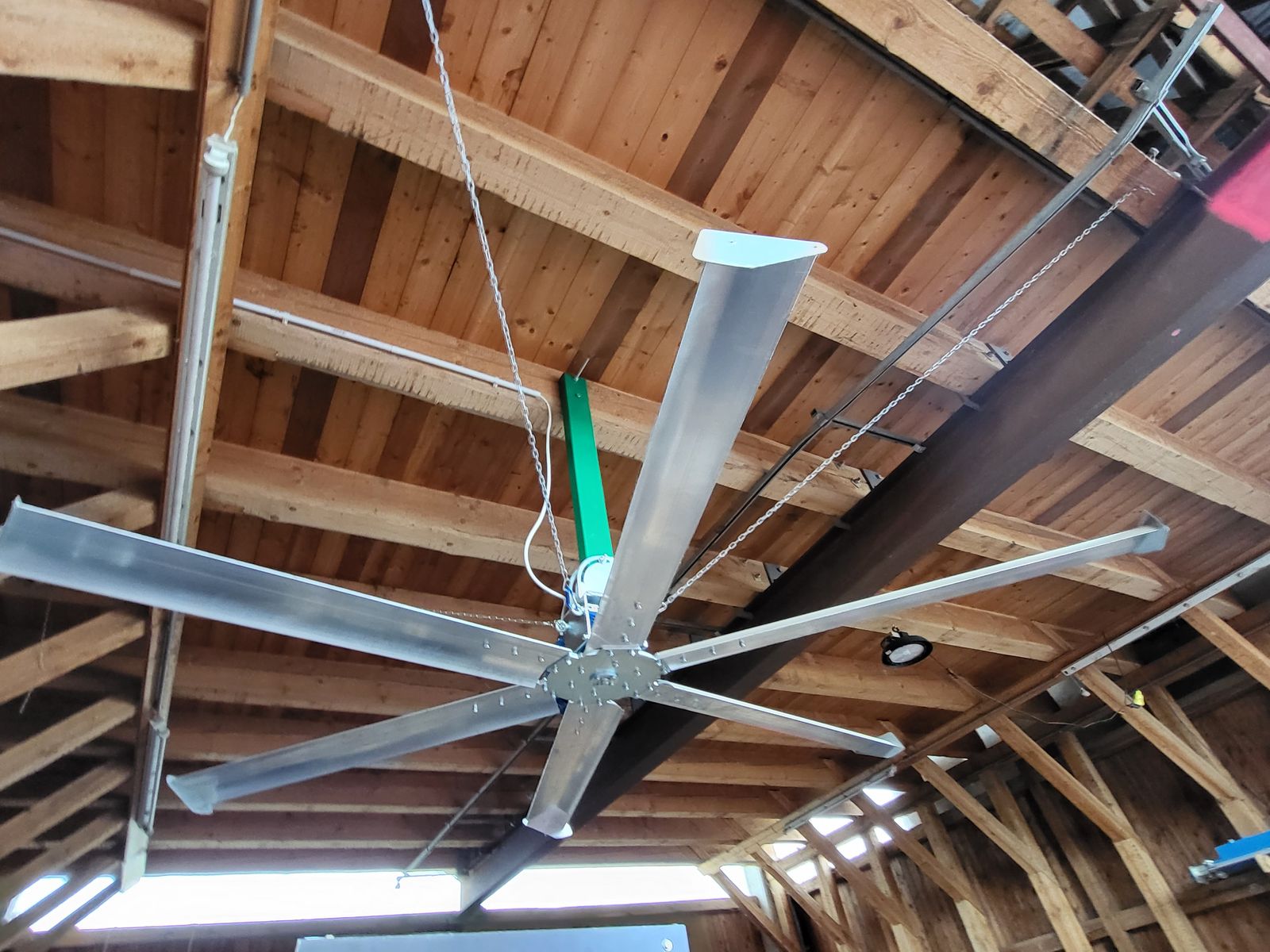 Deckenventilator Ø 2 m - Stall Ventilator 1