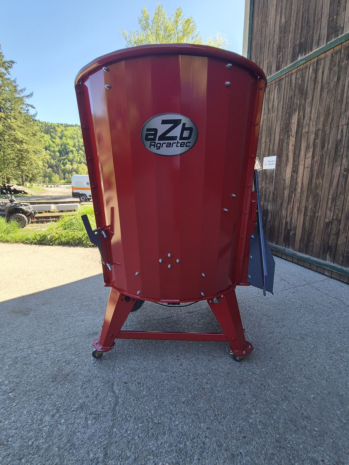 elektrischer Futtermischer MINI vertikal 2 m³ 2