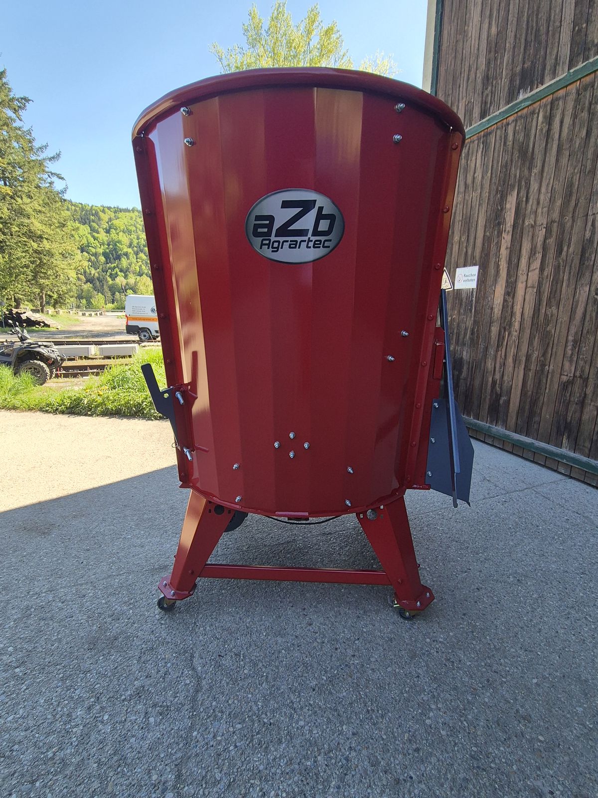 elektrischer Futtermischer MINI vertikal 2 m³ 2