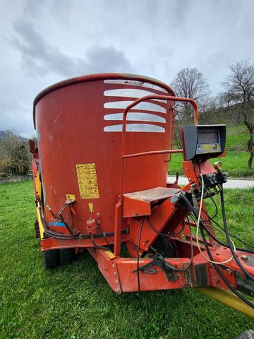 Peecon gebrauchter Futtermischwagen Scoop 7,5 m³ 