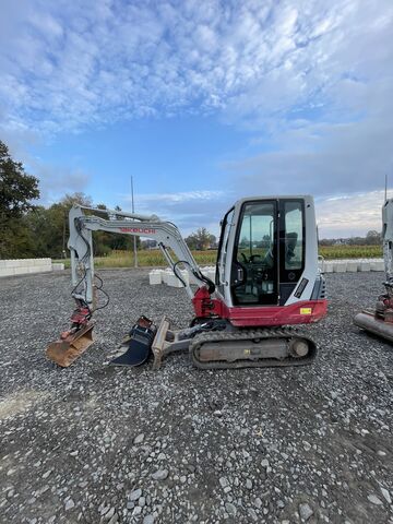 Takeuchi TB 228