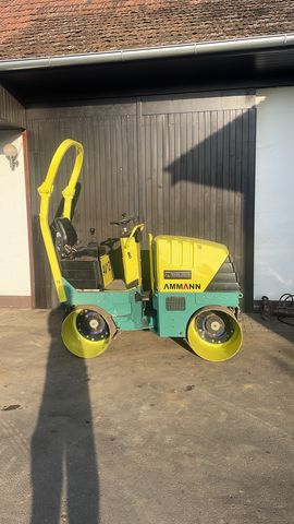 Ammann AV12